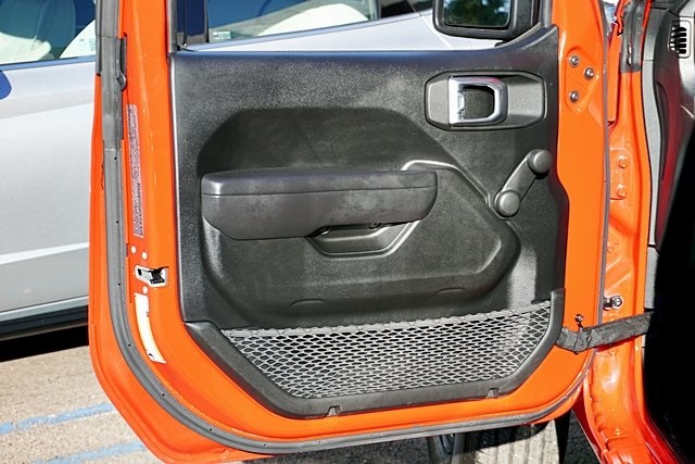 Certified Used 2022 Red Jeep Sport image 17