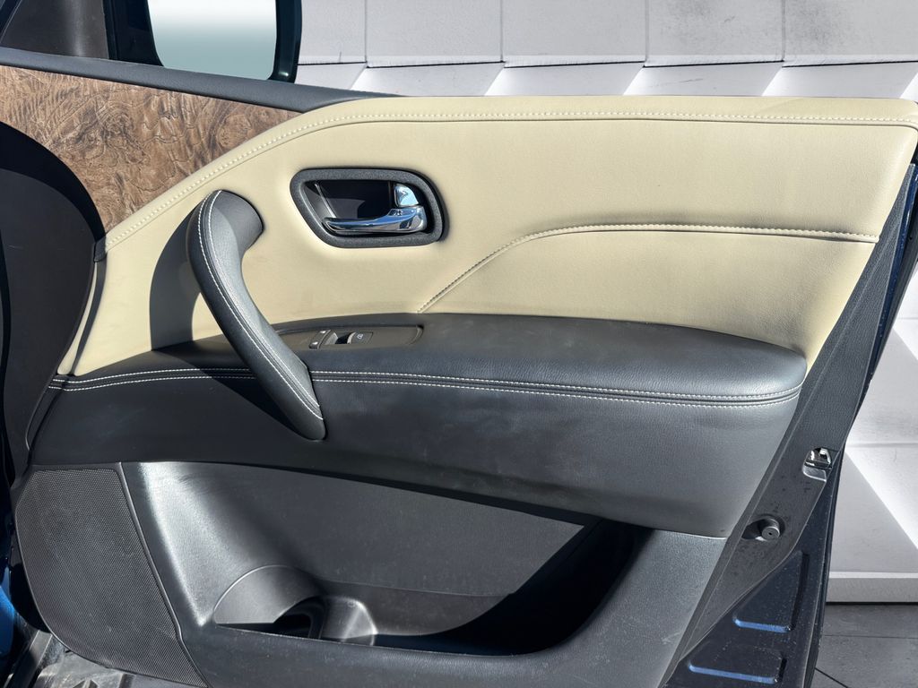 2023 Infiniti QX80 Premium Select photo 15