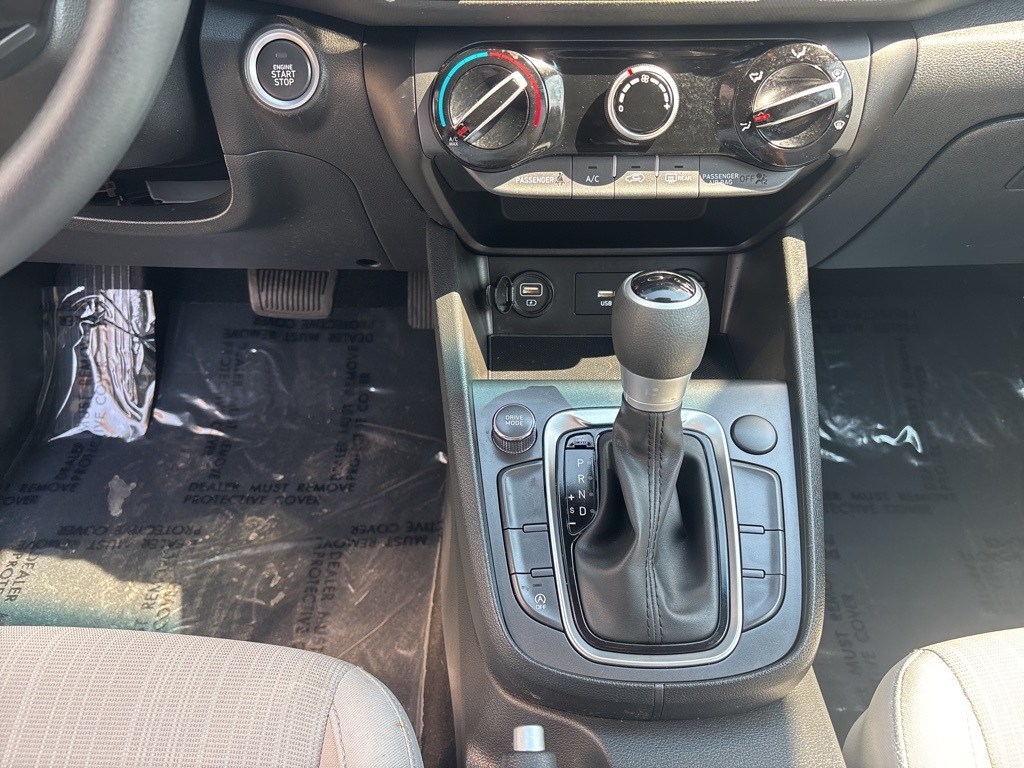 2023 Hyundai Kona SEL photo 20