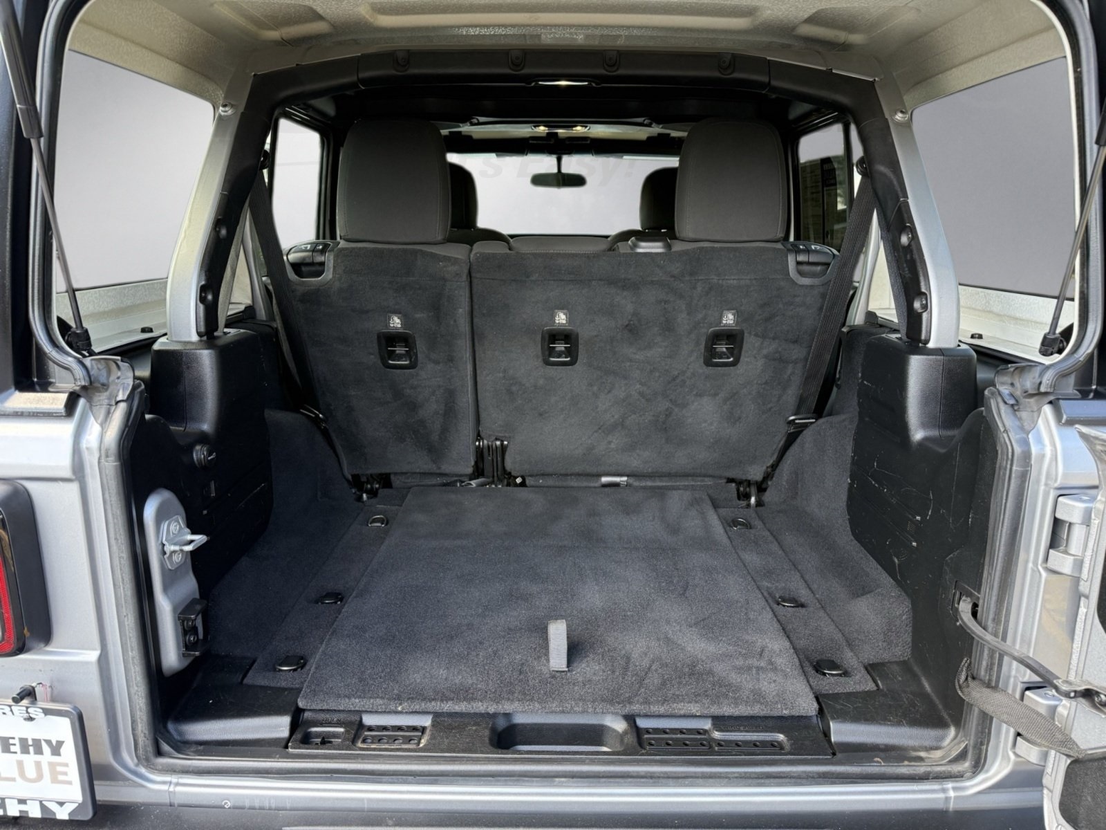 2019 Jeep Wrangler Unlimited Sport S photo 19