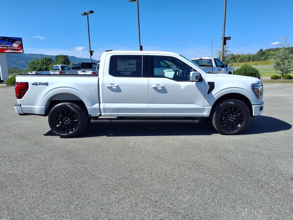 2025 Ford F-150 Lariat photo 6