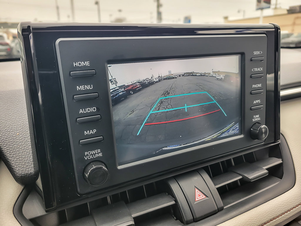 2019 TOYOTA RAV4 - Image 22