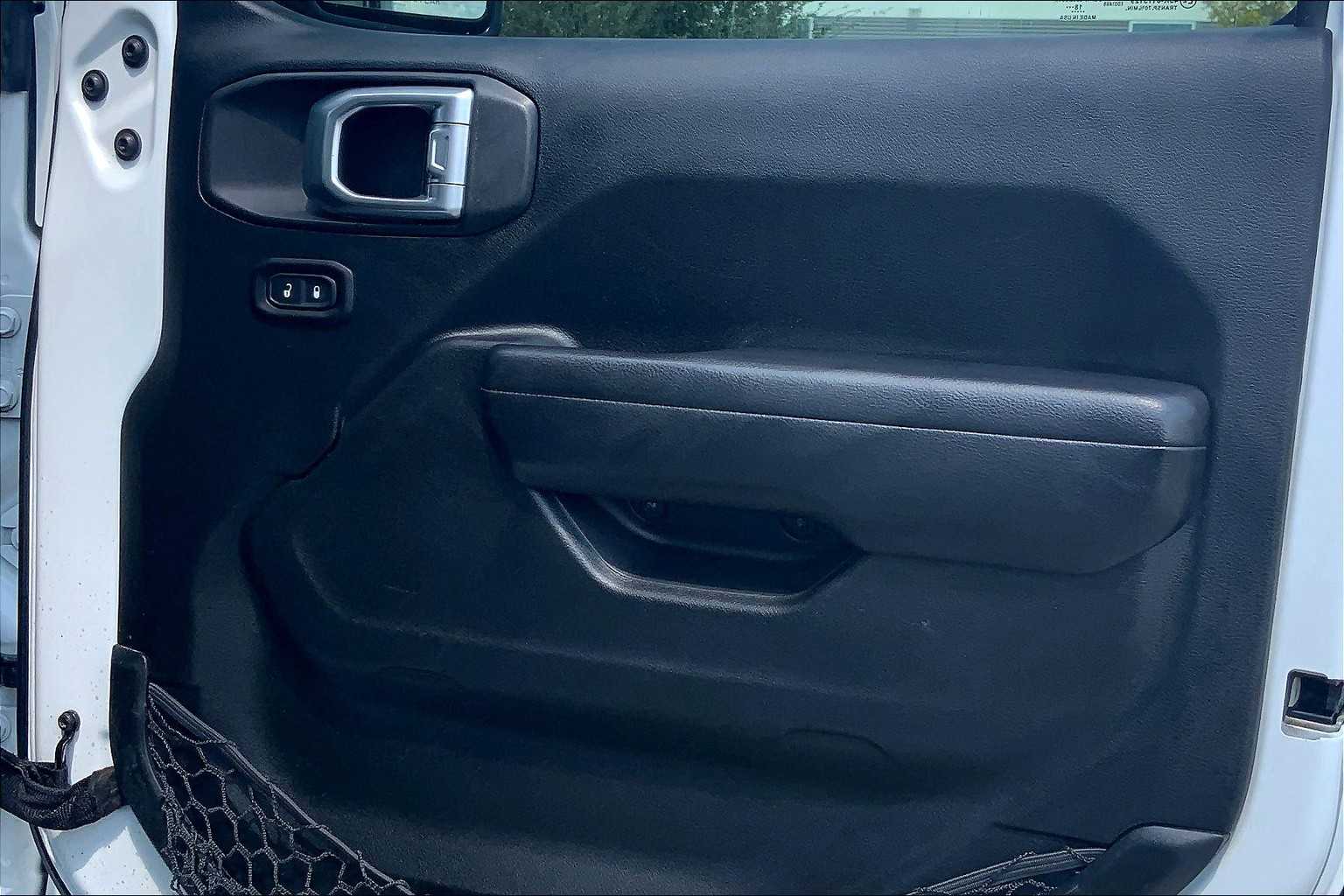 2018 Jeep Wrangler Unlimited Sport S photo 18