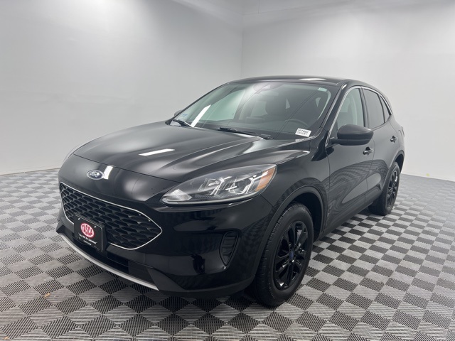 2022 Ford Escape SE photo 2