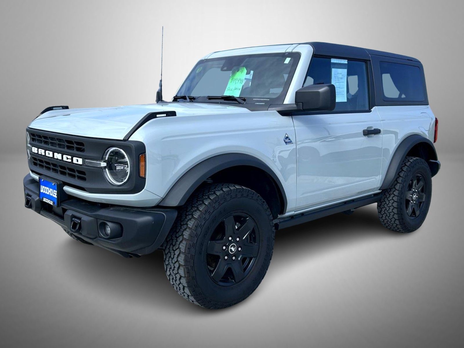 2024 Ford Bronco 2-Door Black Diamond's photo