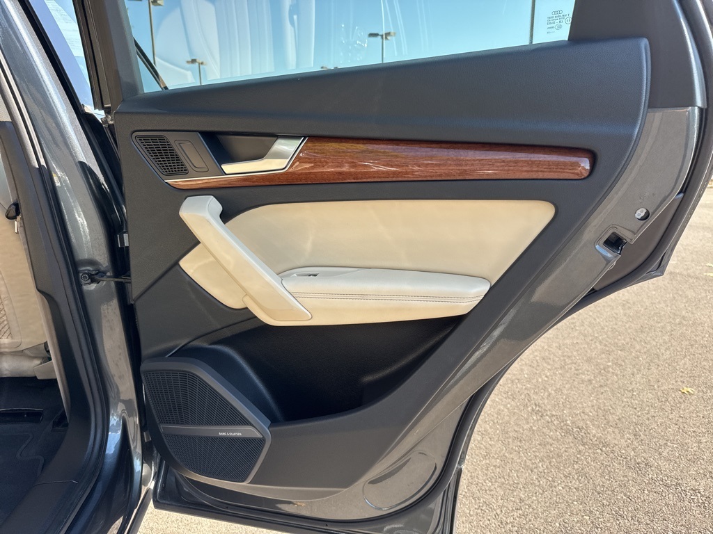 2023 Audi Q5 45 S line Premium photo 26