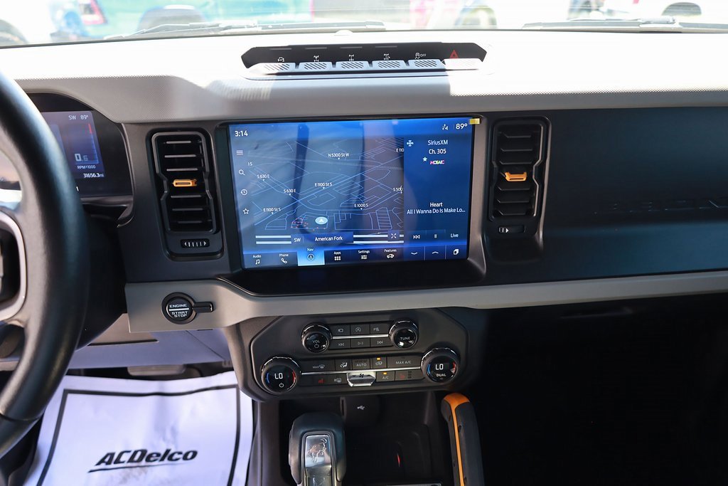 2021 Ford Bronco Base photo 13
