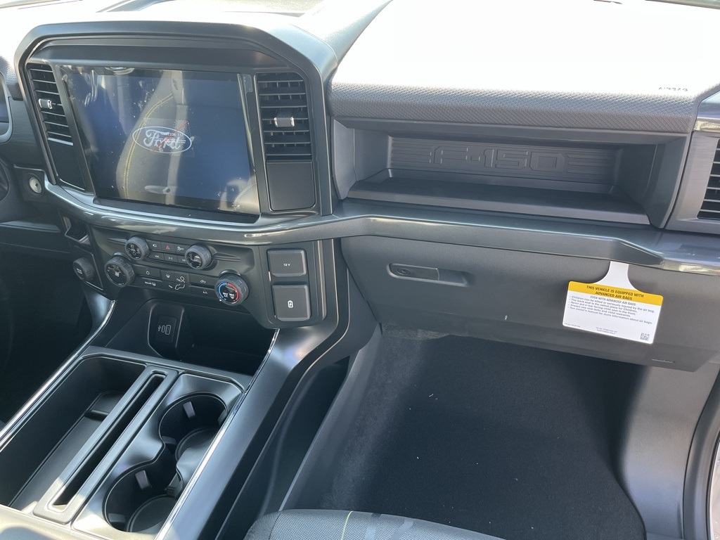 2025 Ford F-150 STX photo 17
