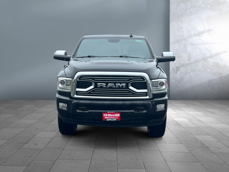 Used 2018 RAM Ram 2500 Pickup Laramie Limited with VIN 3C6UR5PL0JG345537 for sale in Worthington, Minnesota
