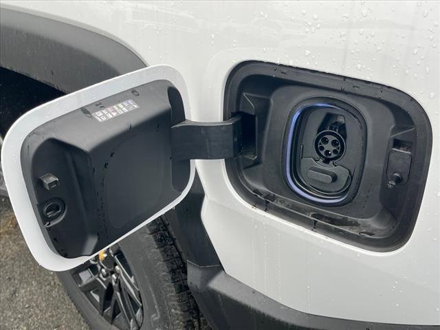 2024 Chevrolet Silverado EV Work Truck photo 9