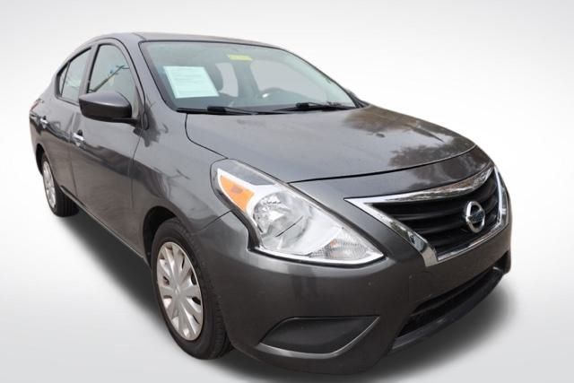 Used 2019 Nissan Versa Sedan SV with VIN 3N1CN7AP0KL862565 for sale in Louisville, KY