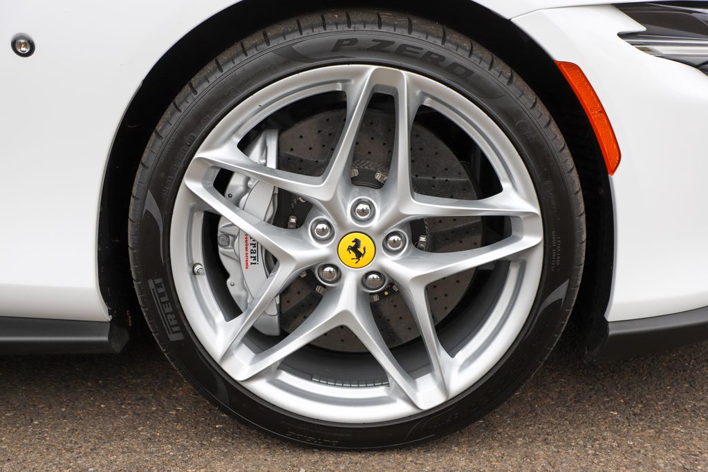 2023 Ferrari Roma photo 10