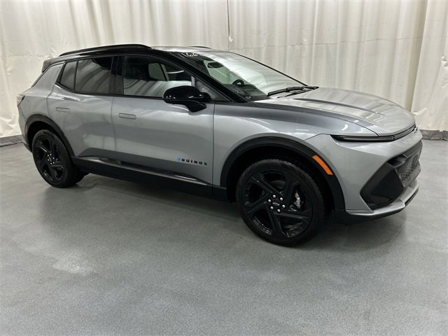 2026 Chevrolet Equinox EV RS's photo