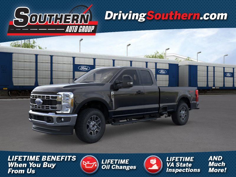 2025 Ford F-350 Super Duty XLT's photo