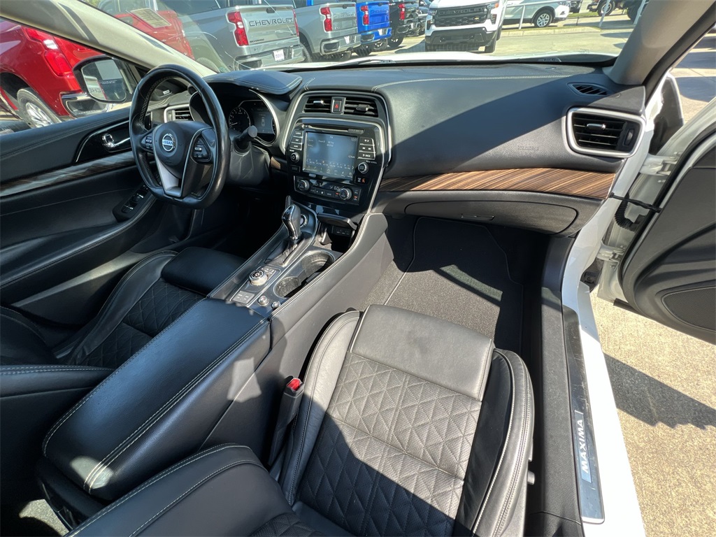 2017 Nissan Maxima Platinum photo 34