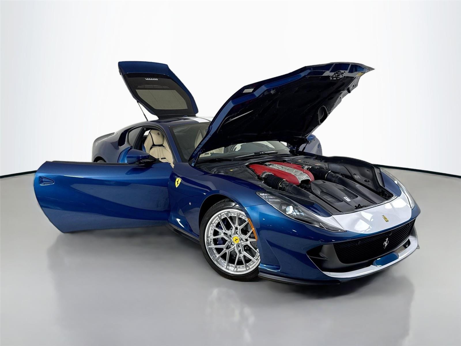 2020 Ferrari 812 Superfast photo 38