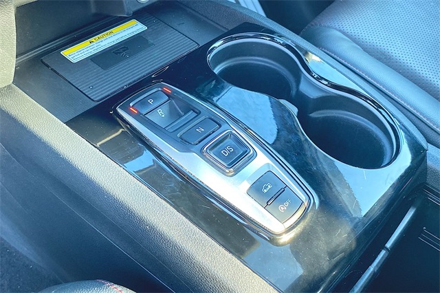 2022 Honda Ridgeline Black Edition photo 17