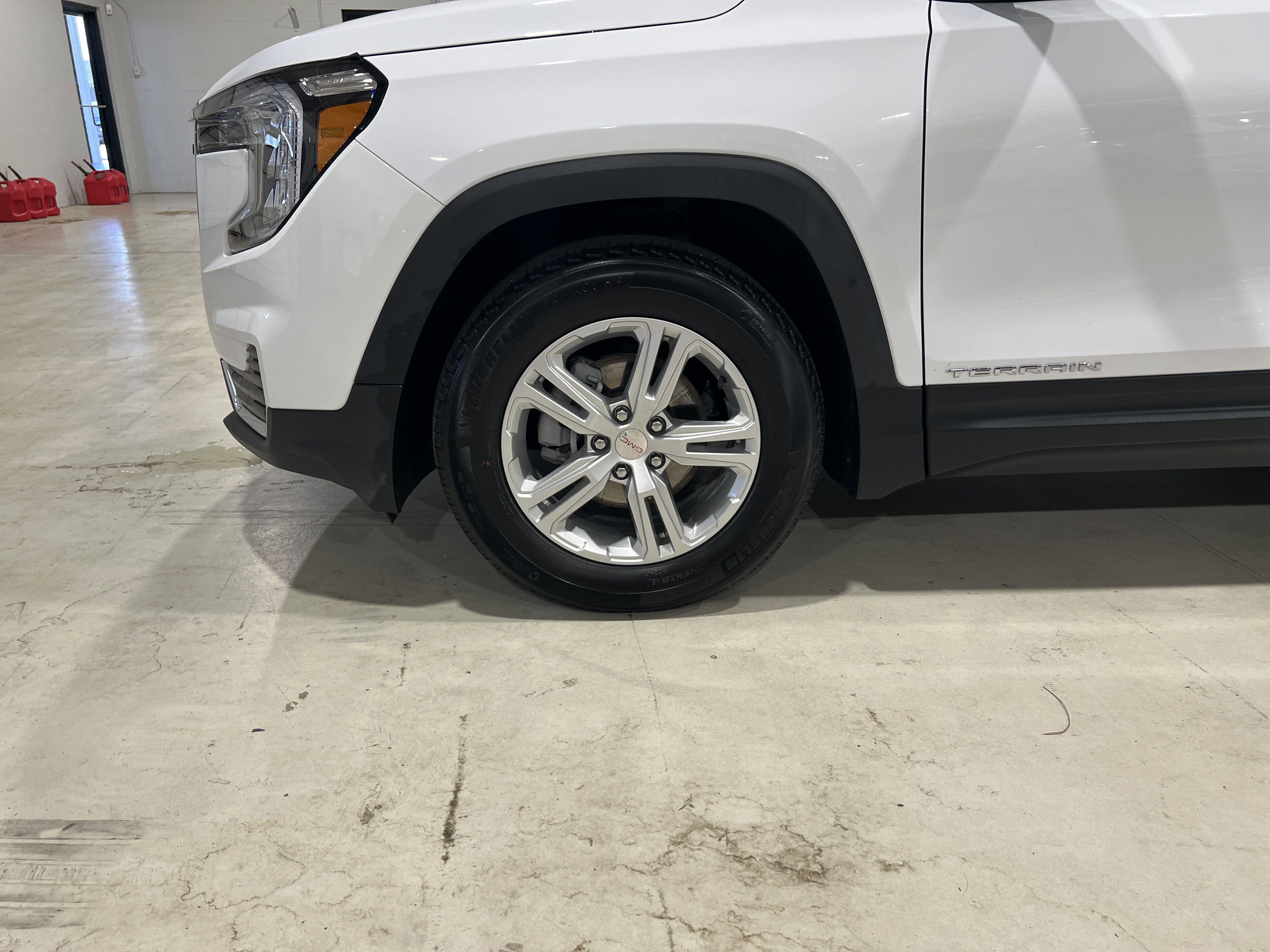 2024 Gmc Terrain SLE photo 8