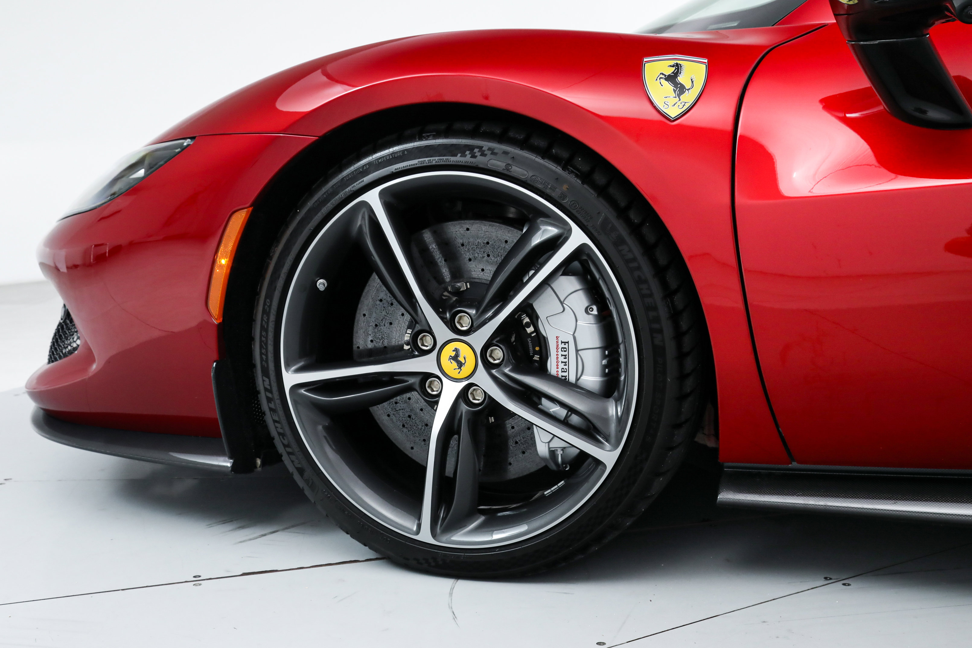 2024 Ferrari 296 GTS photo 18