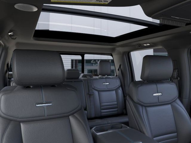2026 Ford F-450 photo 21