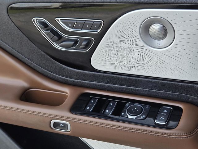 2022 Lincoln Aviator Reserve photo 23