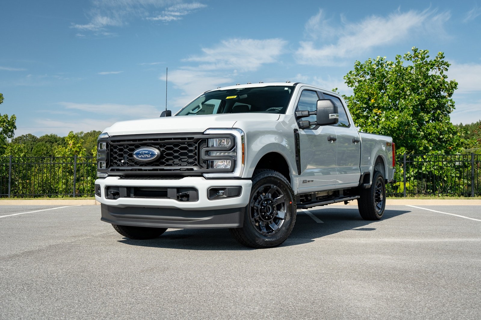 2026 Ford F-250 Super Duty XL's photo