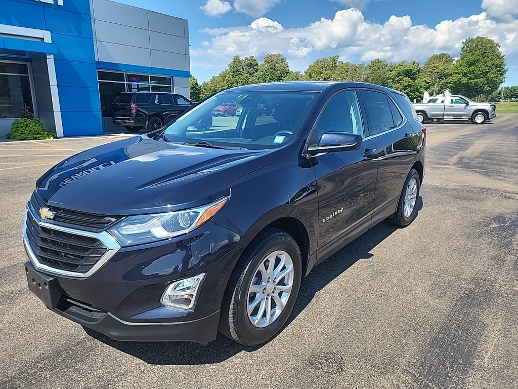 2020 Chevrolet Equinox LT photo 2
