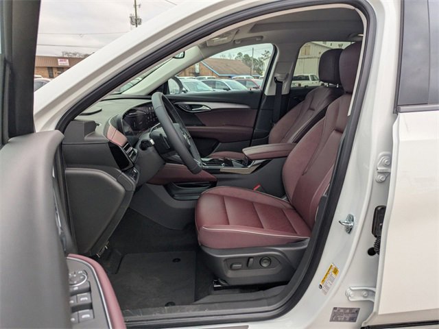 2025 Buick Envision Sport Touring photo 2