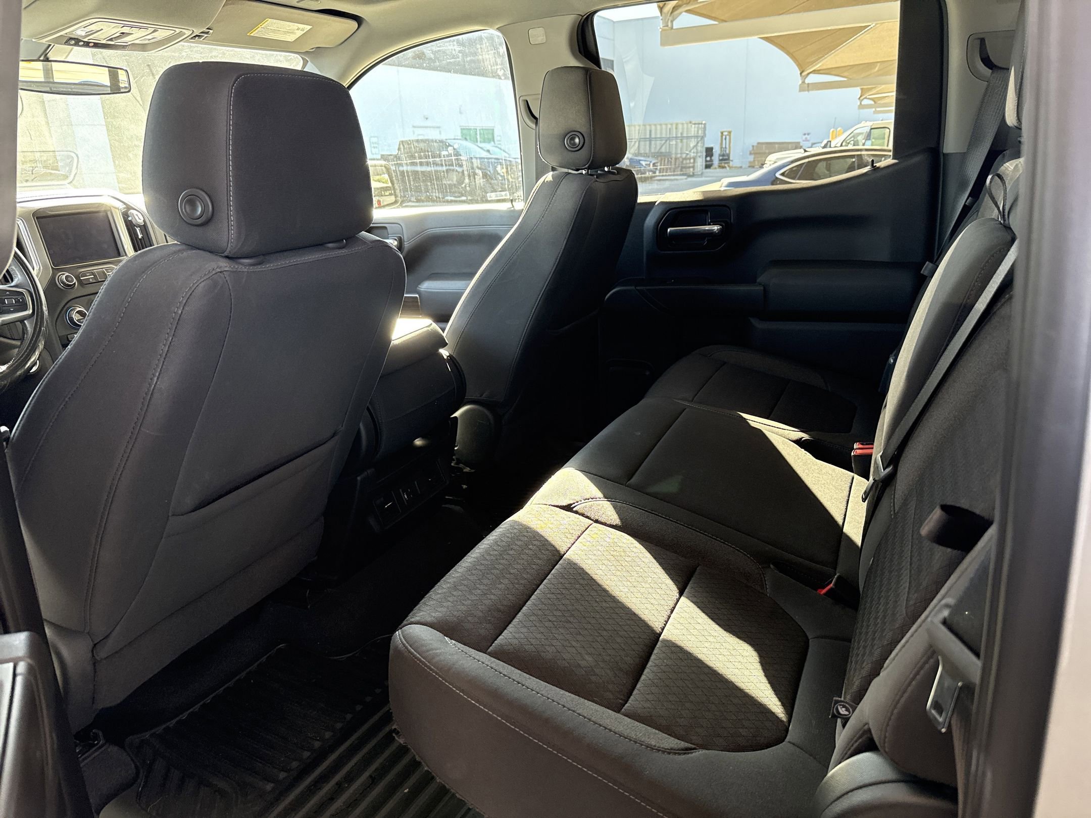 2020 Chevrolet Silverado 1500 LT photo 7