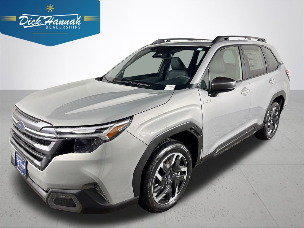 2025 Subaru Forester Limited's photo