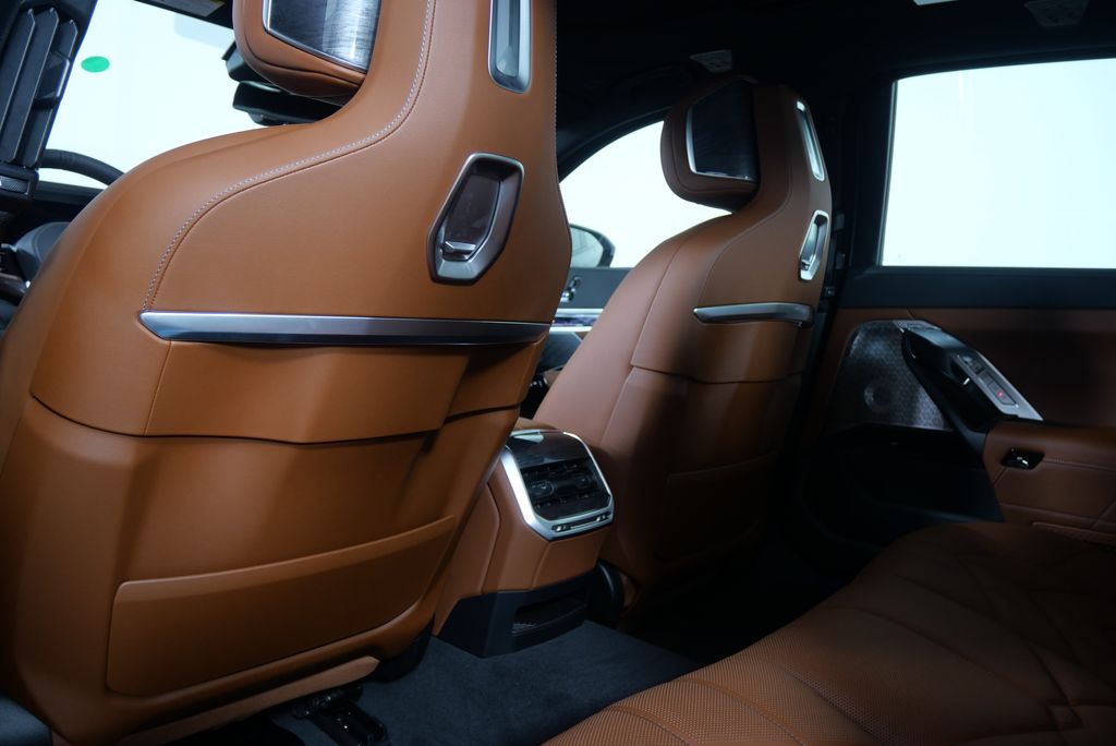 2025 Bmw 760i xDrive photo 16