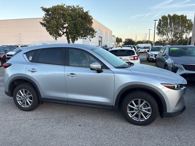 2023 Mazda CX-5 S Select Package's photo