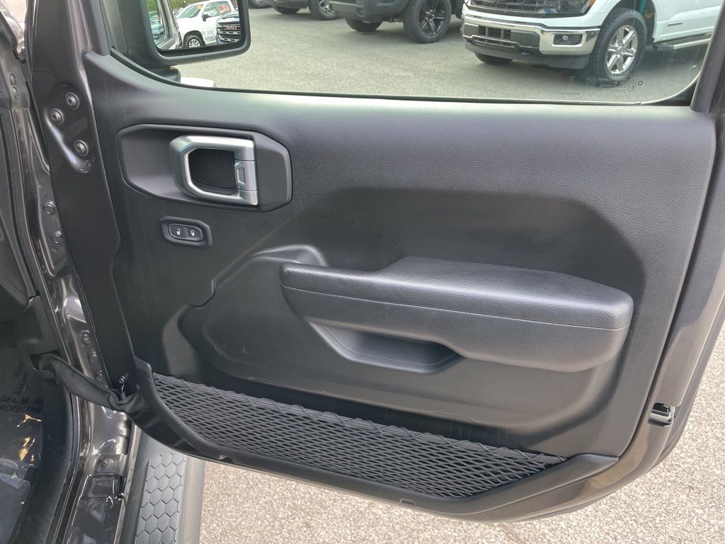 2024 Jeep Wrangler Sport S photo 53