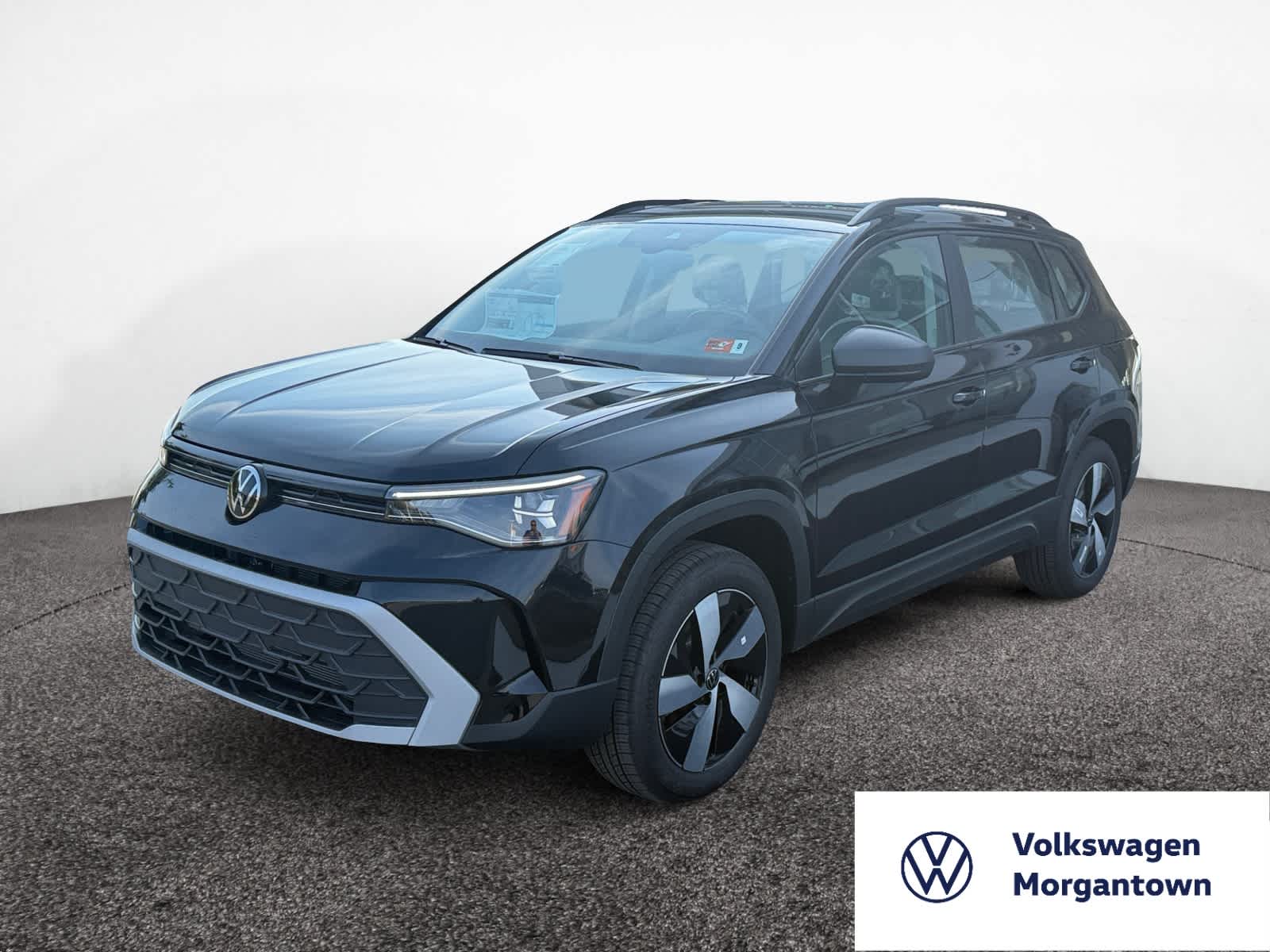2025 Volkswagen Taos S's photo
