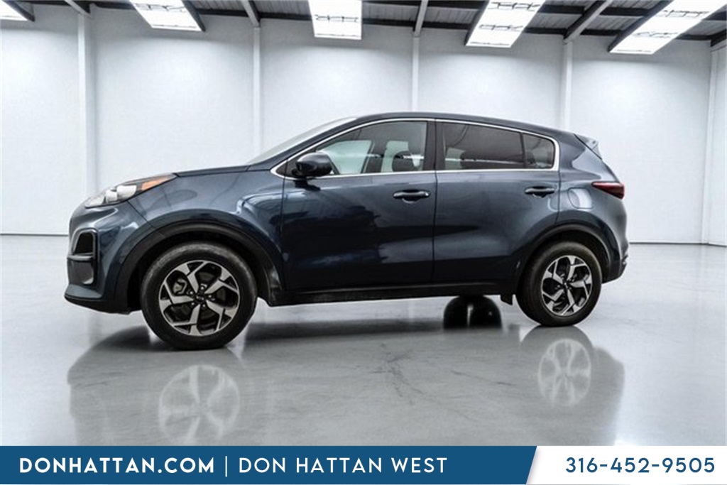 Used 2021 Kia Sportage LX with VIN KNDPM3AC9M7939609 for sale in Park City, KS