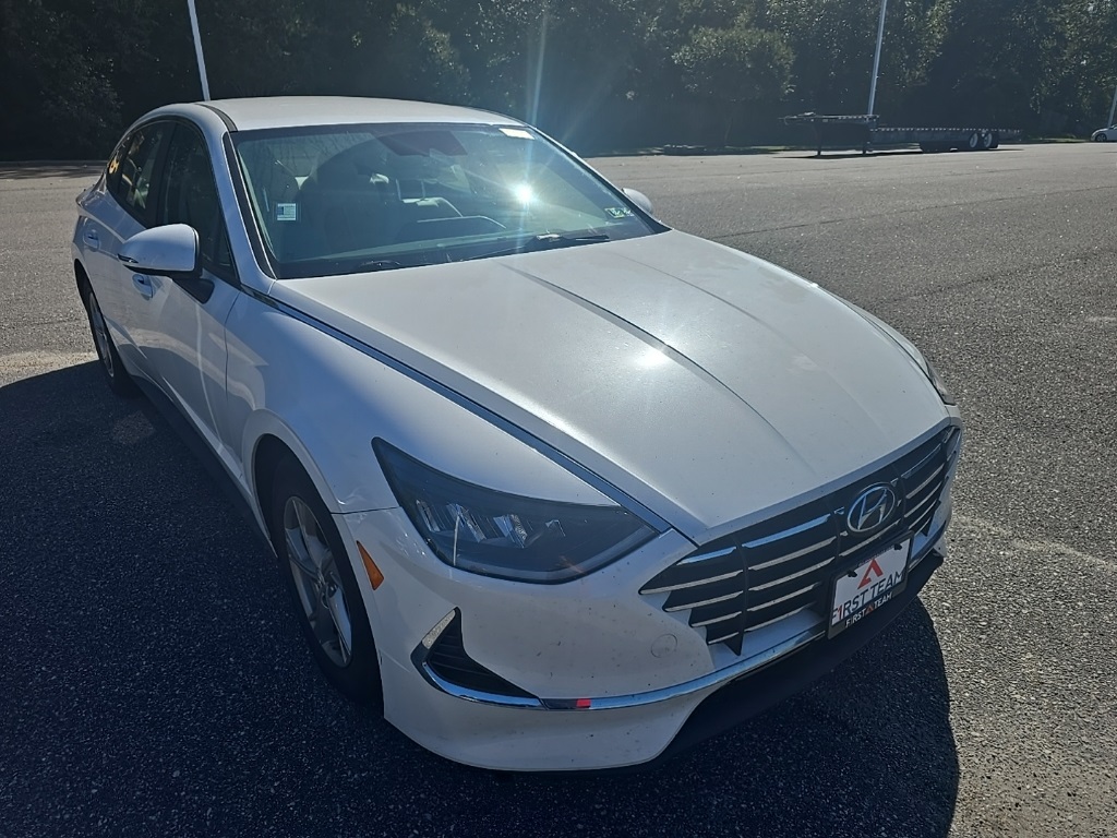 2022 Hyundai Sonata SE photo 3