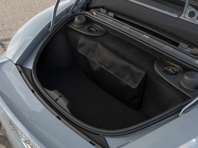 2025 Porsche Boxster Spyder photo 16
