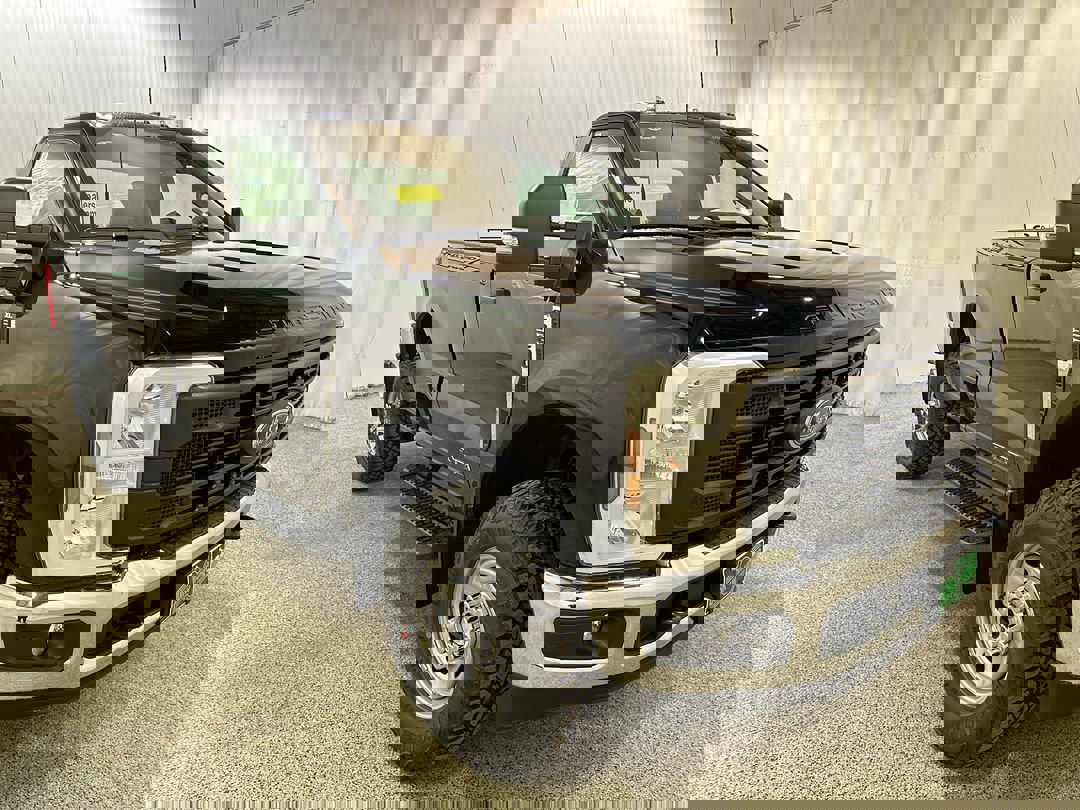 New 2025 AGATE BLACK Ford XL image 1