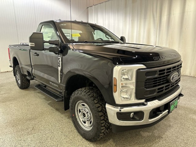 2025 Ford Super Duty F-350 SRW XL