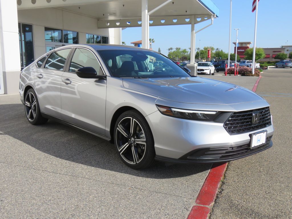 2025 Honda Accord Hybrid Sport photo 3
