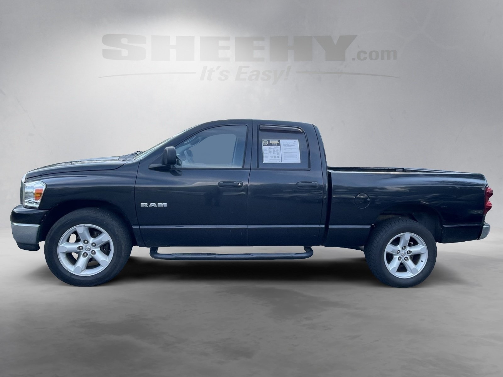 2008 Dodge Ram SLT photo 12