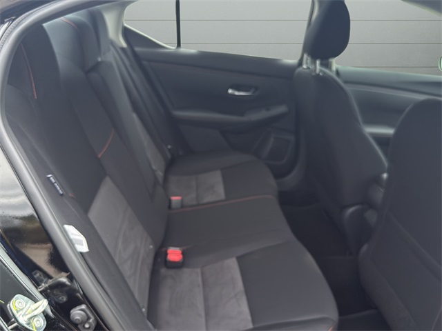 2025 Nissan Sentra SR photo 8