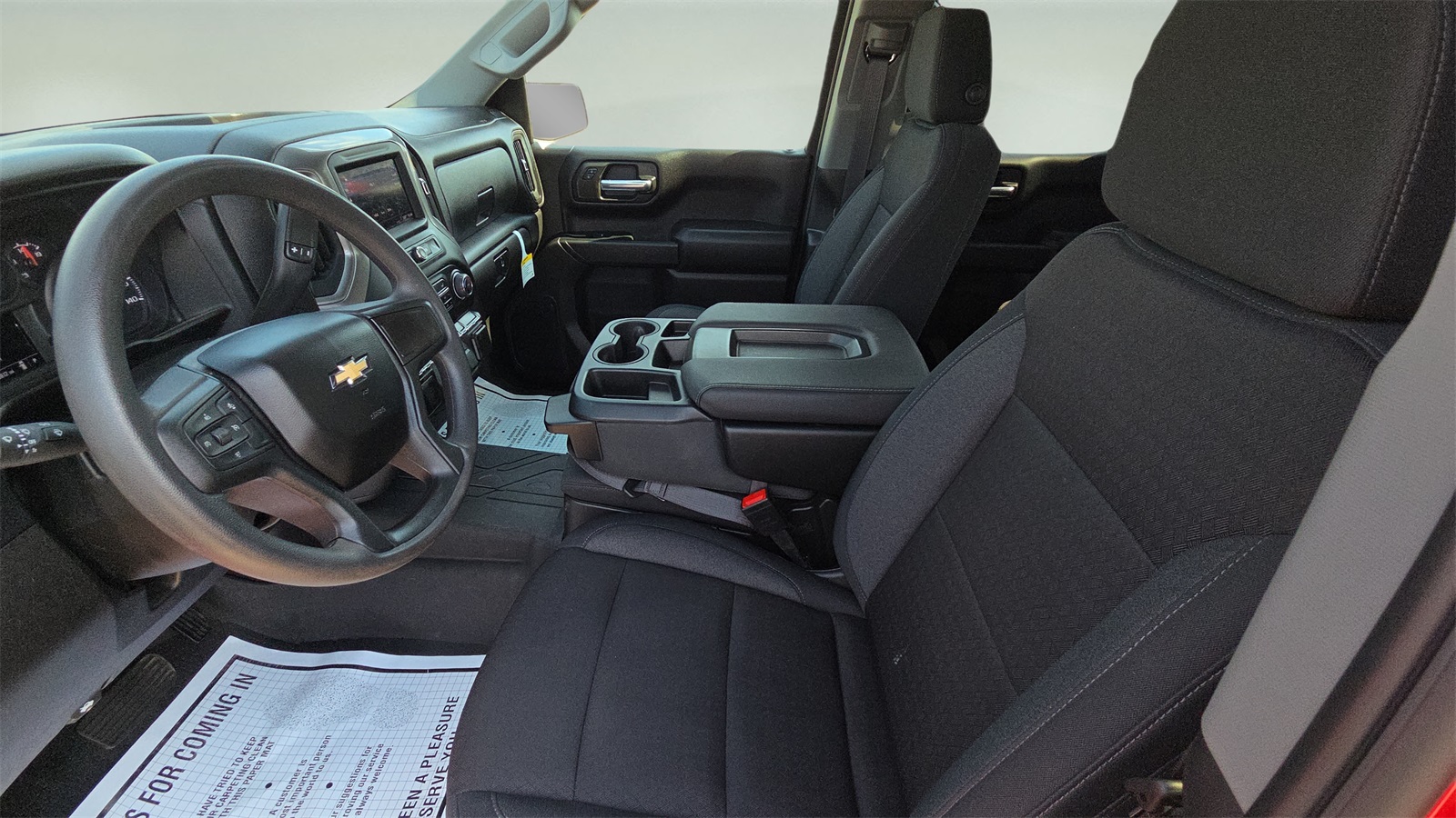 2024 Chevrolet Silverado 1500 Custom photo 24