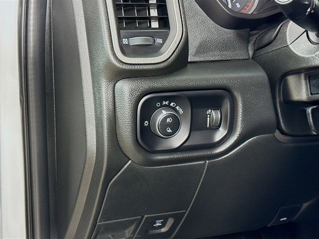 2025 Ram 3500 Tradesman photo 9
