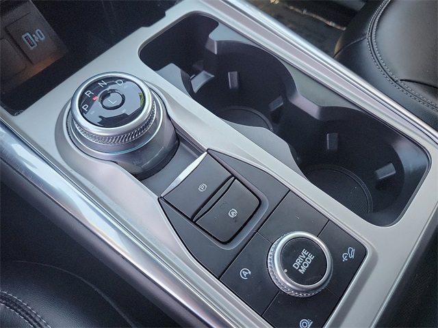 2022 Ford Explorer XLT photo 15