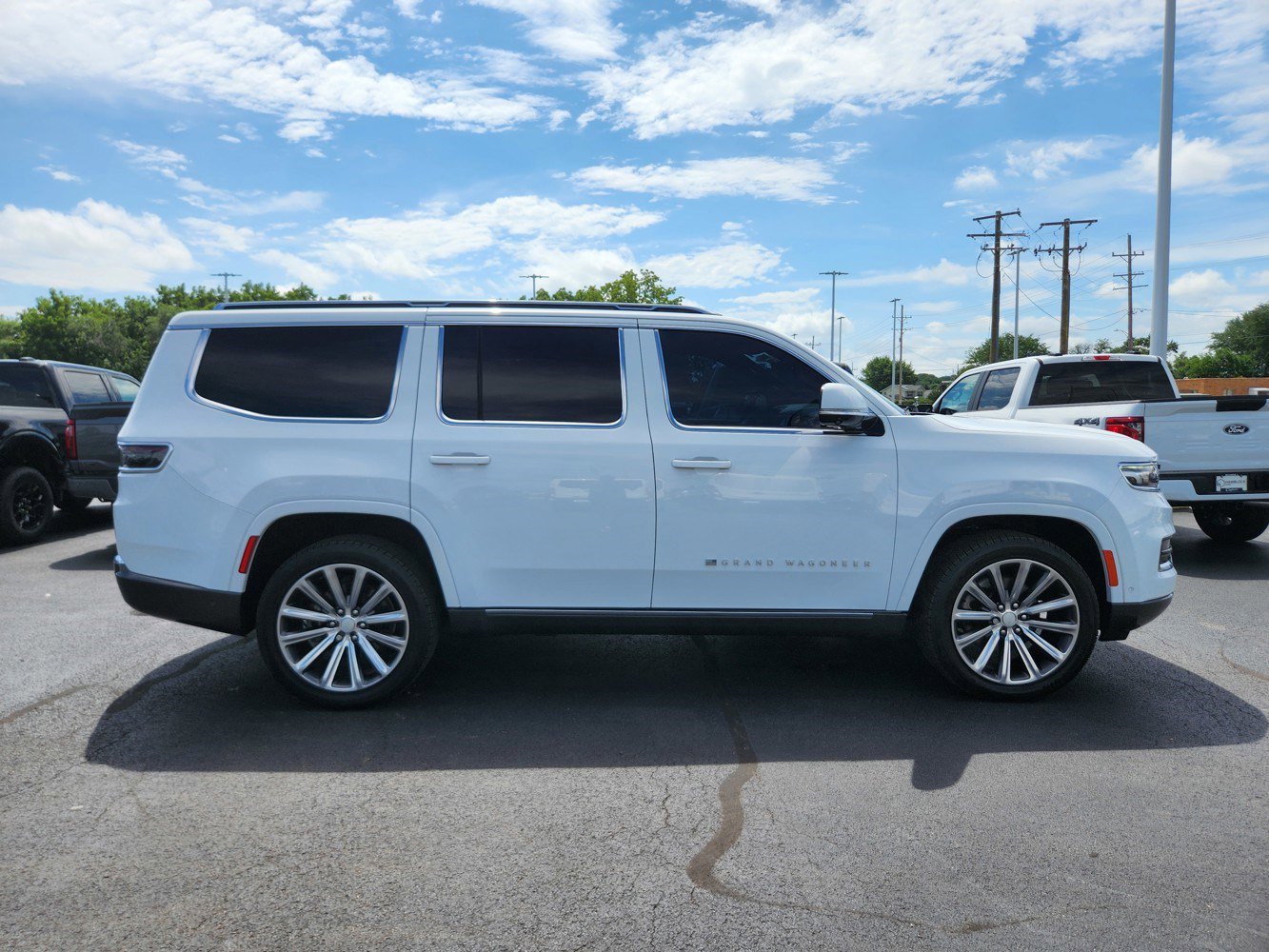 2022 Jeep Grand Wagoneer II photo 45