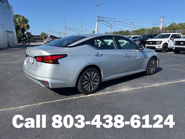 2023 Nissan Altima 2.5 SV photo 3