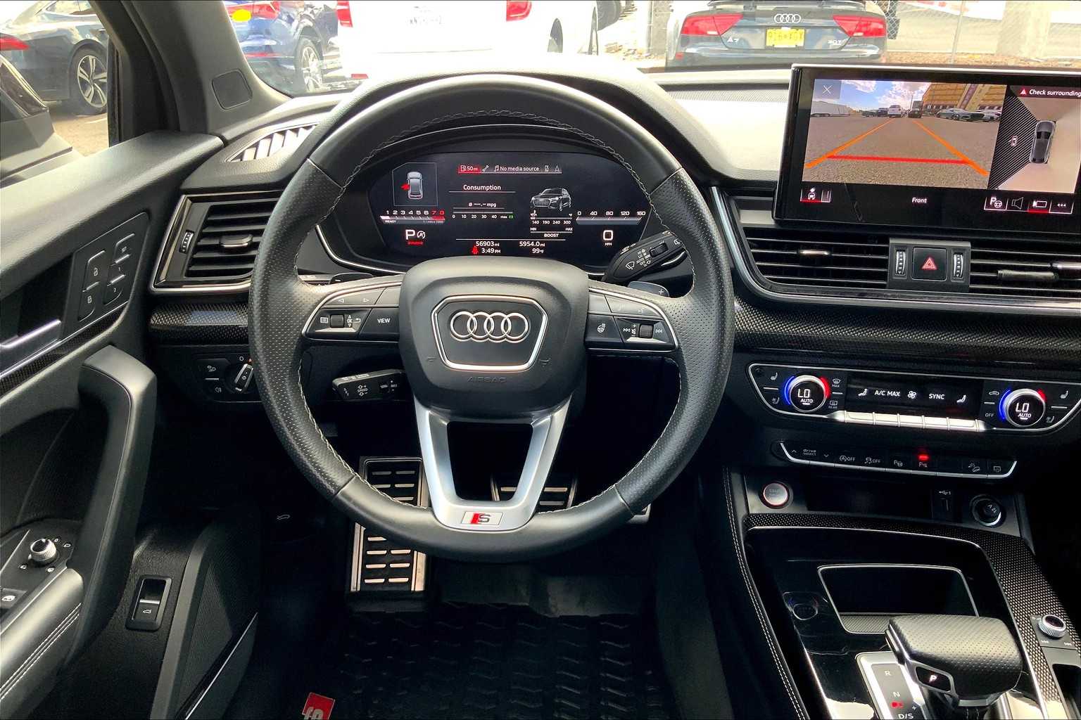 2023 Audi SQ5 Prestige photo 5