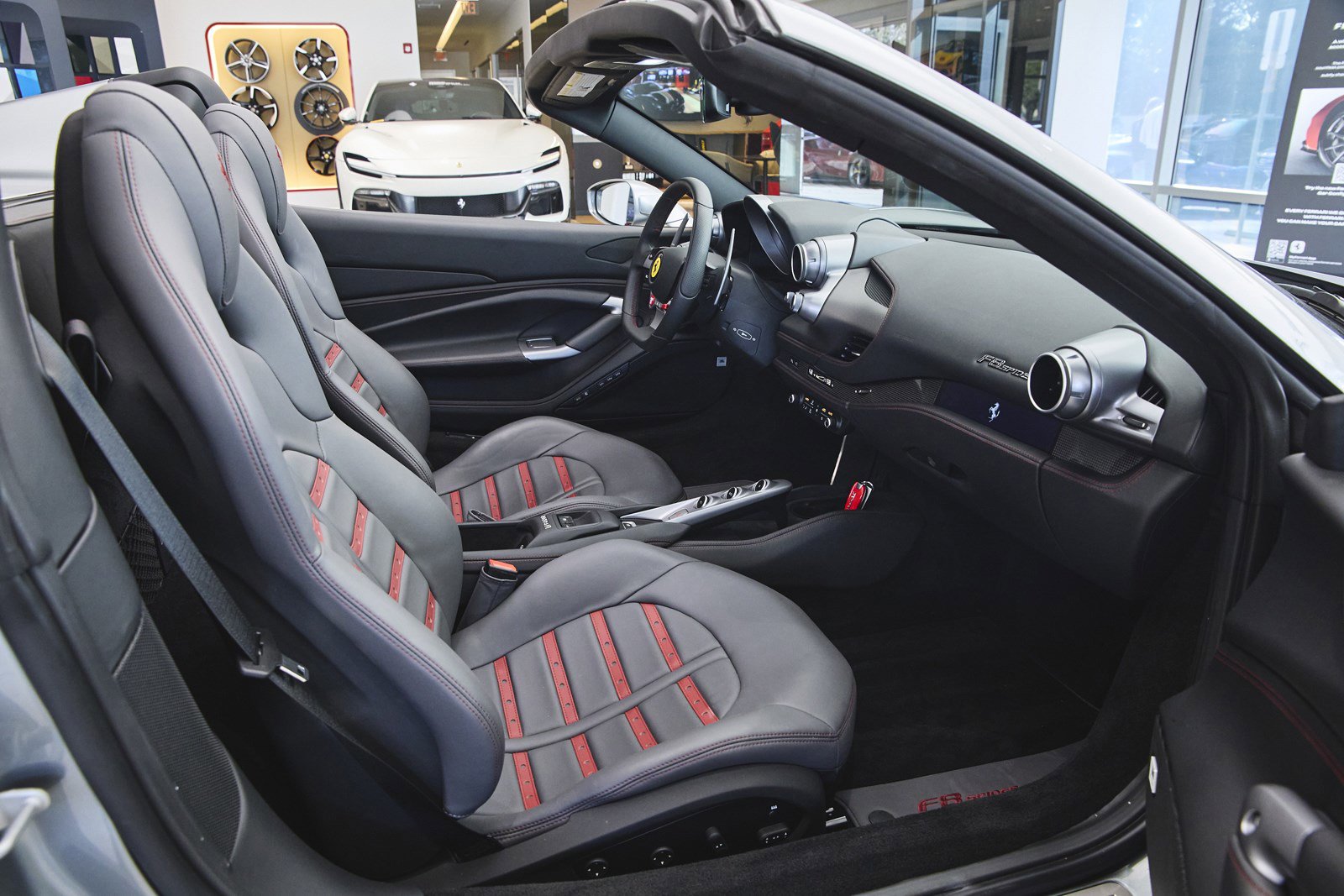 2023 Ferrari F8 Spider photo 37