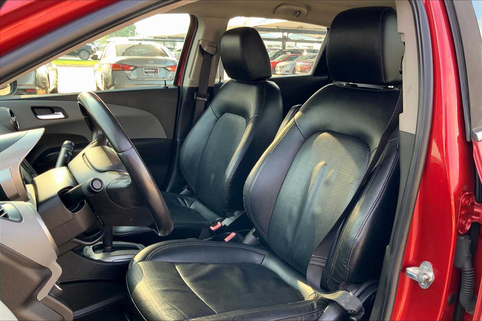 2013 Chevrolet Sonic LTZ photo 7